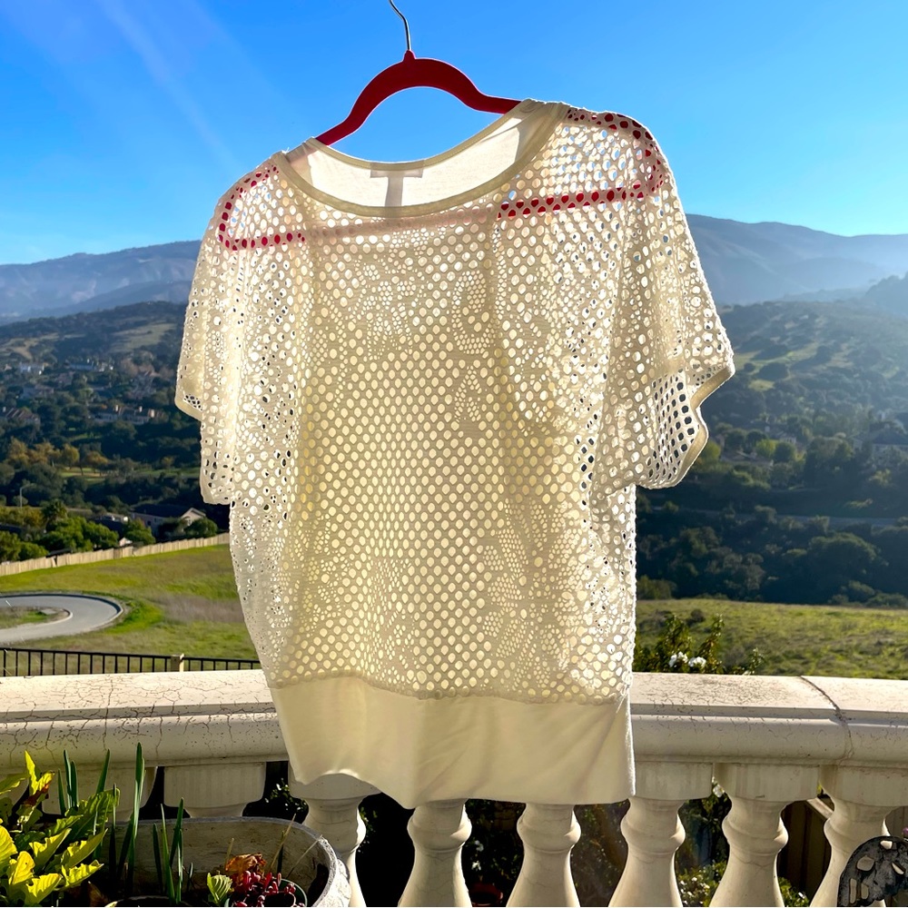 White Net Summer Top 🦆